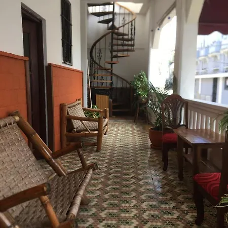 Hotel Arcoiris Colonial
